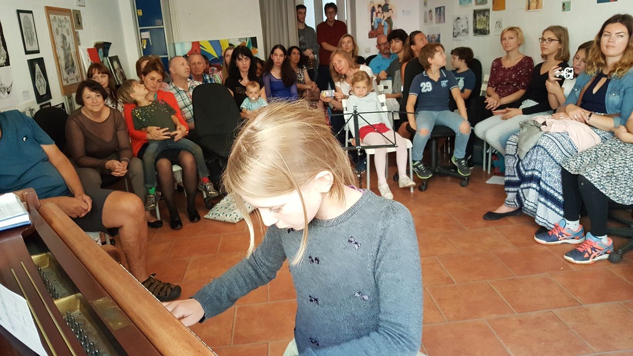 Musiker beim gemeinsamen Sommerkonzert
